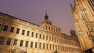 *<em>长崎</em><em>外<em>国语</em></em><em>大学</em>*